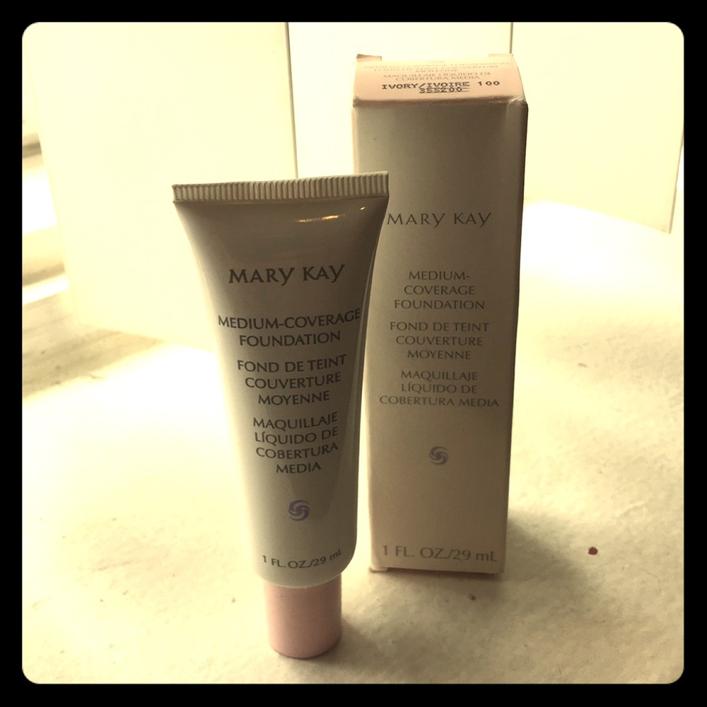 Medium-Coverage Foundation